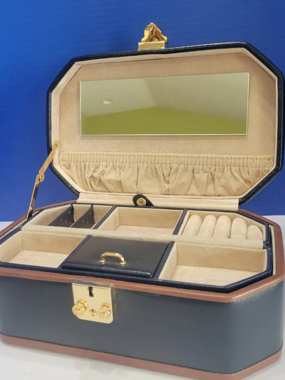 Vintage Dulwich Designs Genuine Leather Blue Jewelry Case